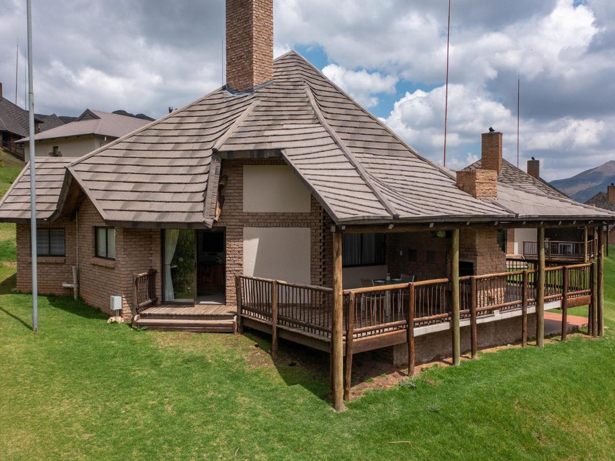 Kiara Lodge Clarens Exterior foto