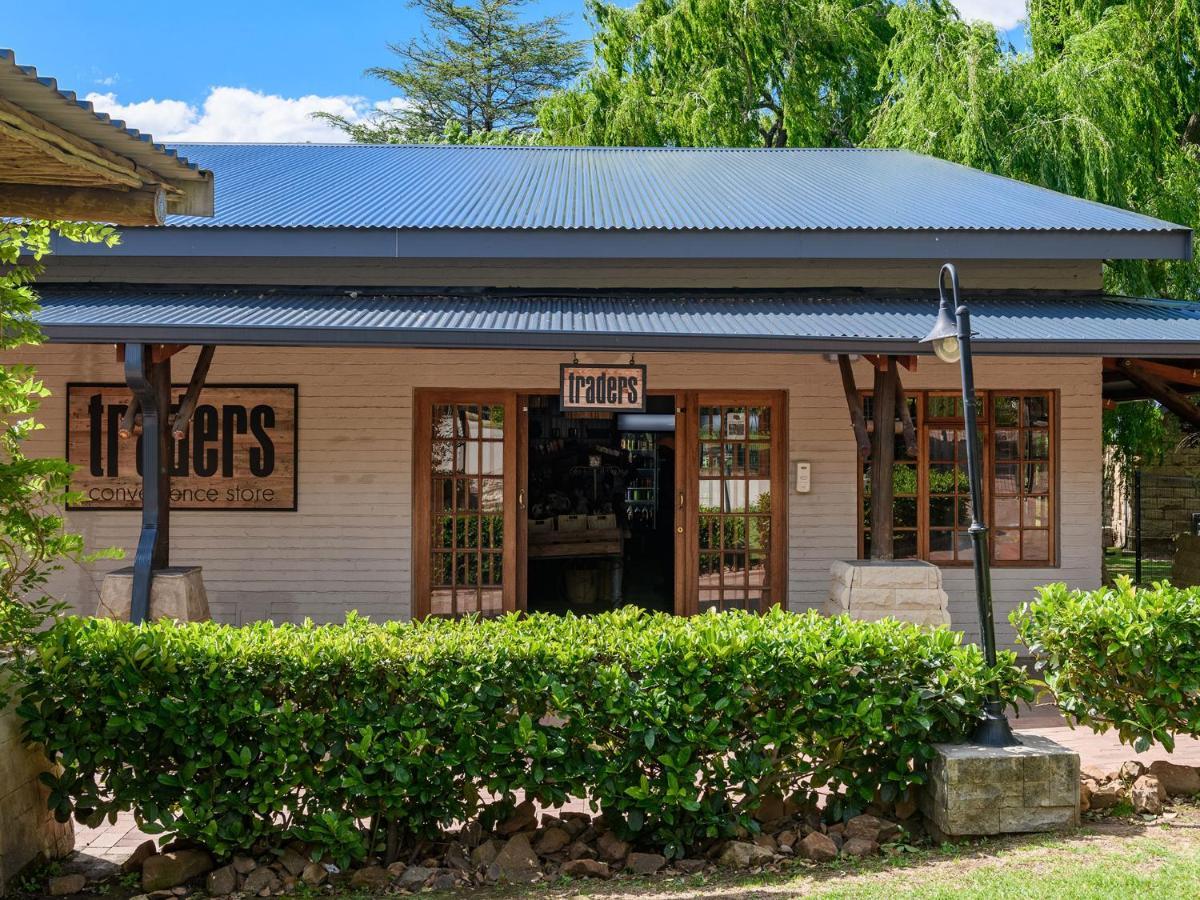 Kiara Lodge Clarens Exterior foto