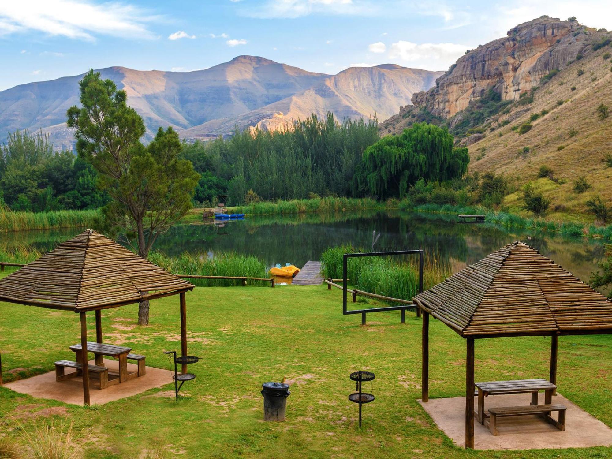Kiara Lodge Clarens Exterior foto