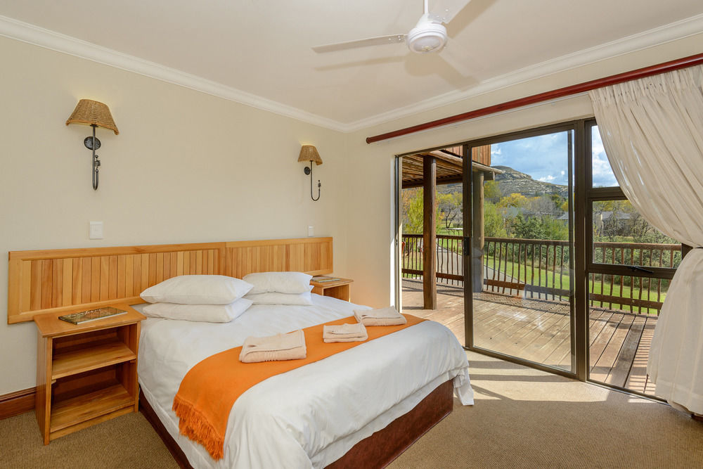 Kiara Lodge Clarens Exterior foto