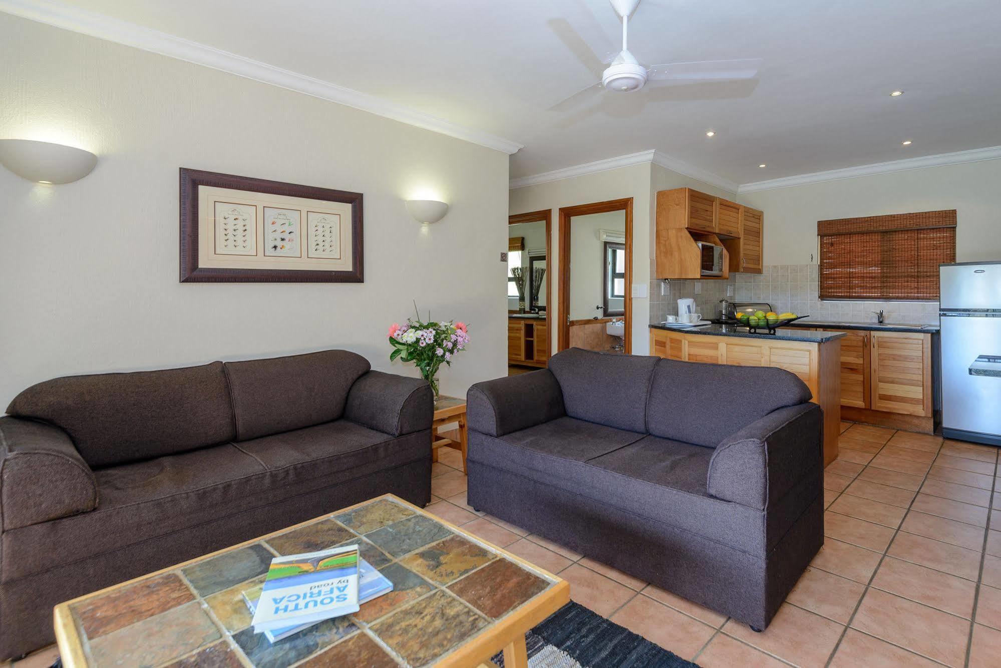 Kiara Lodge Clarens Exterior foto
